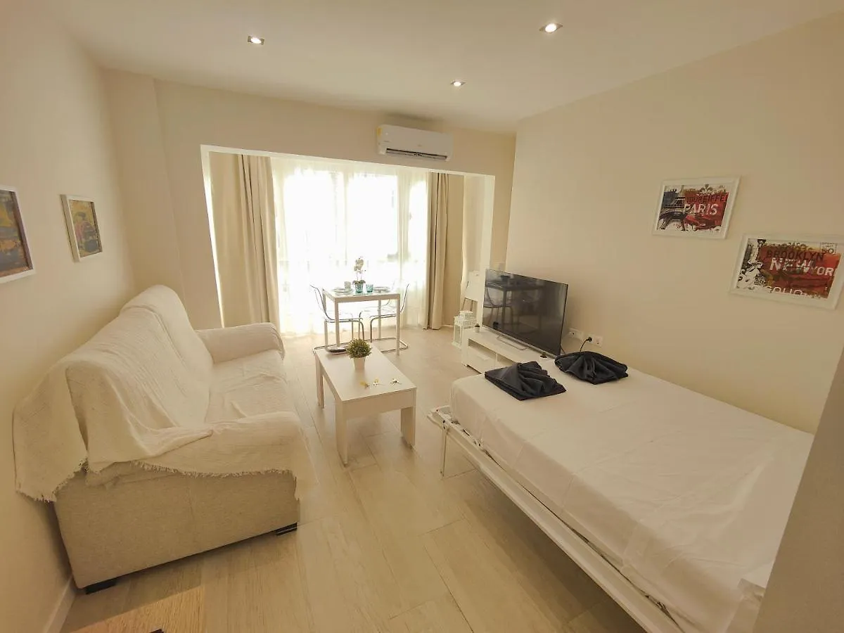 Daire Coconut Begona Studio City Center By Namaste Elite Torremolinos İspanya
